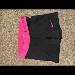 Nike Women's Dri-Fit Pro 3 Big Dot Training Shorts